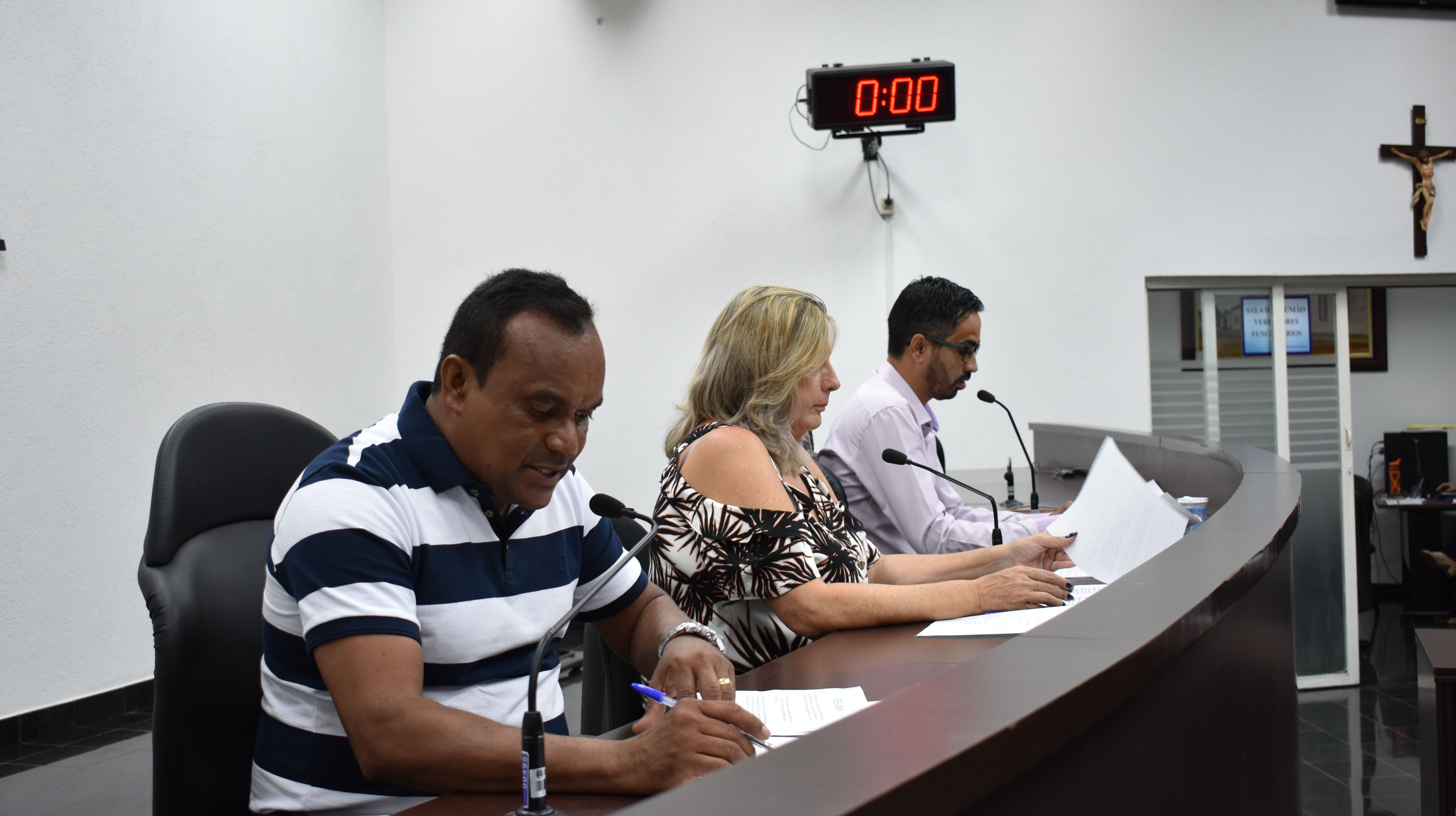 Imagem da notícia: Parlamentares criam ouvidoria na Câmara