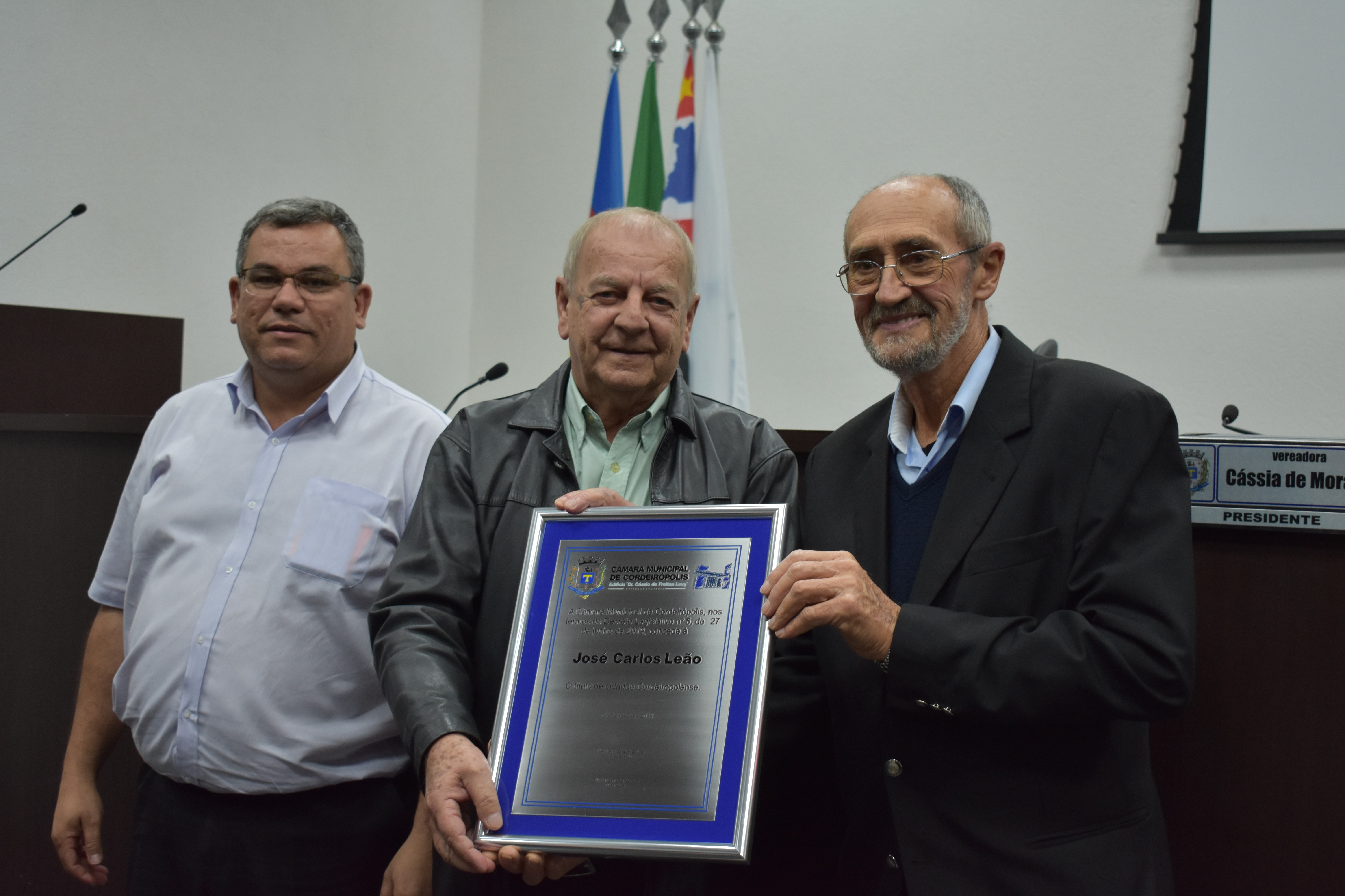 Imagem da notícia: José Carlos Leão recebe título de cidadão cordeiropolense