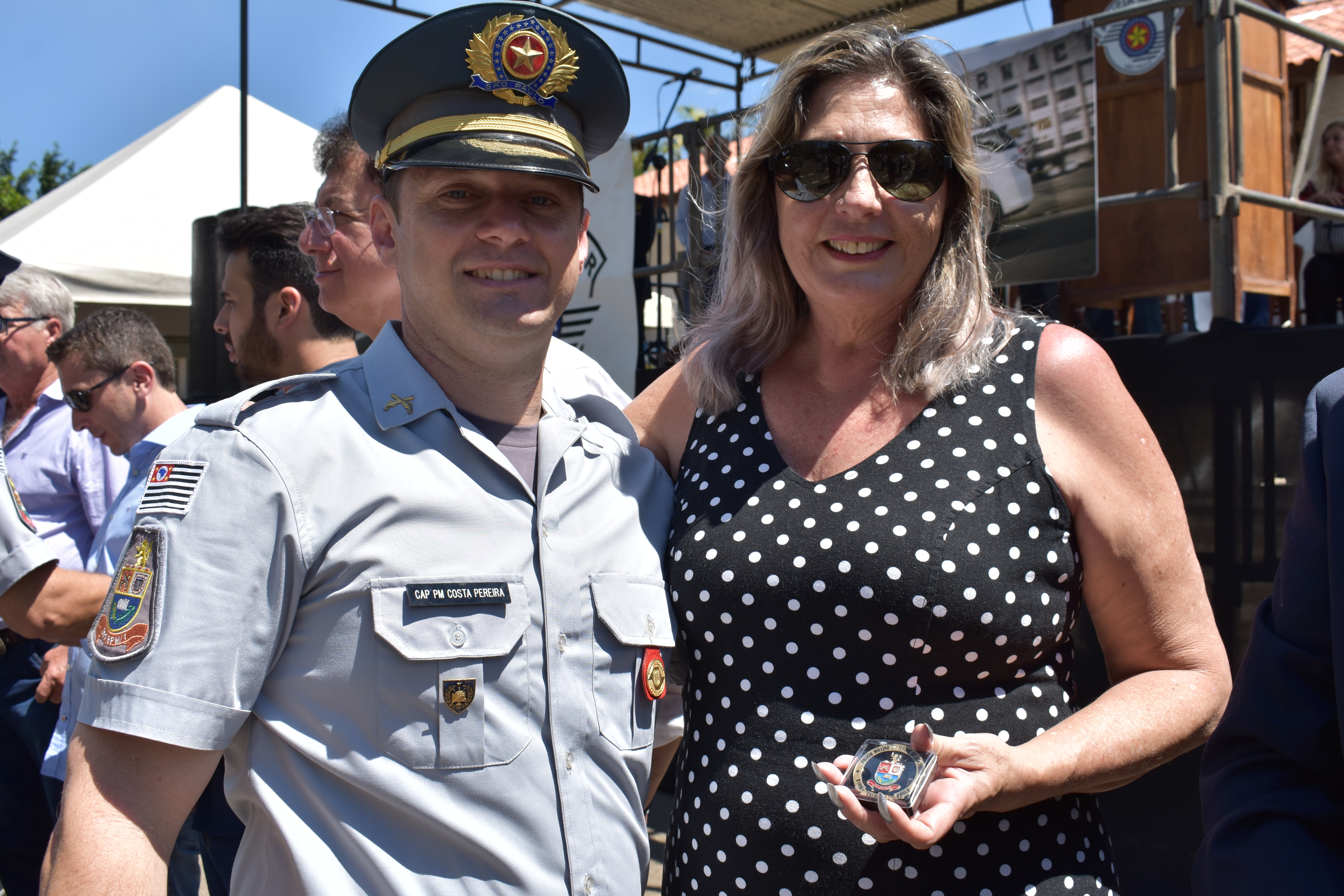 Imagem da notícia: Presidente Cássia recebe homenagem em solenidade de 30 anos do 36º BPM/I