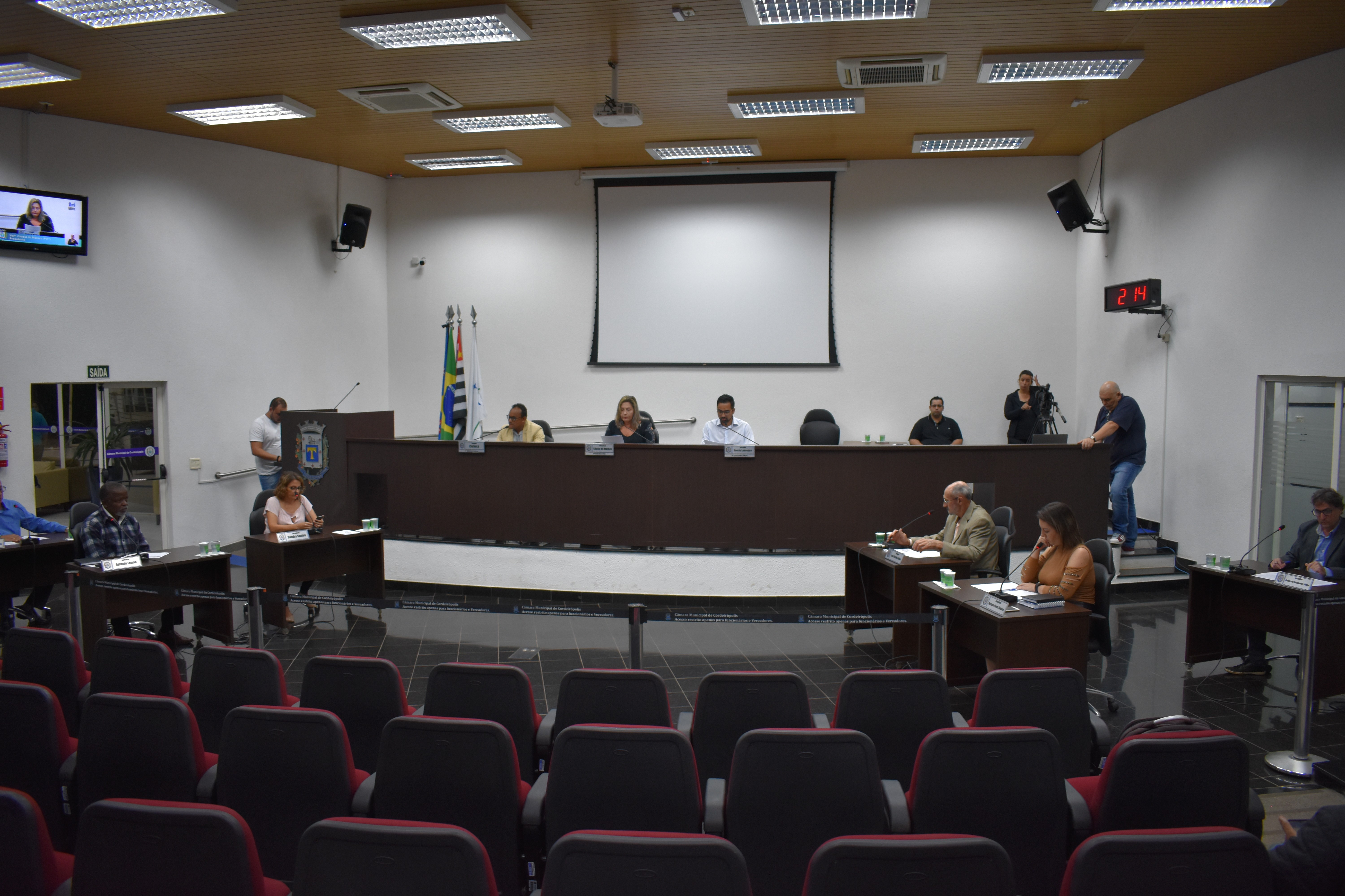 Imagem da notícia: Vereadores apresentam indicações durante a Sessão desta terça-feira