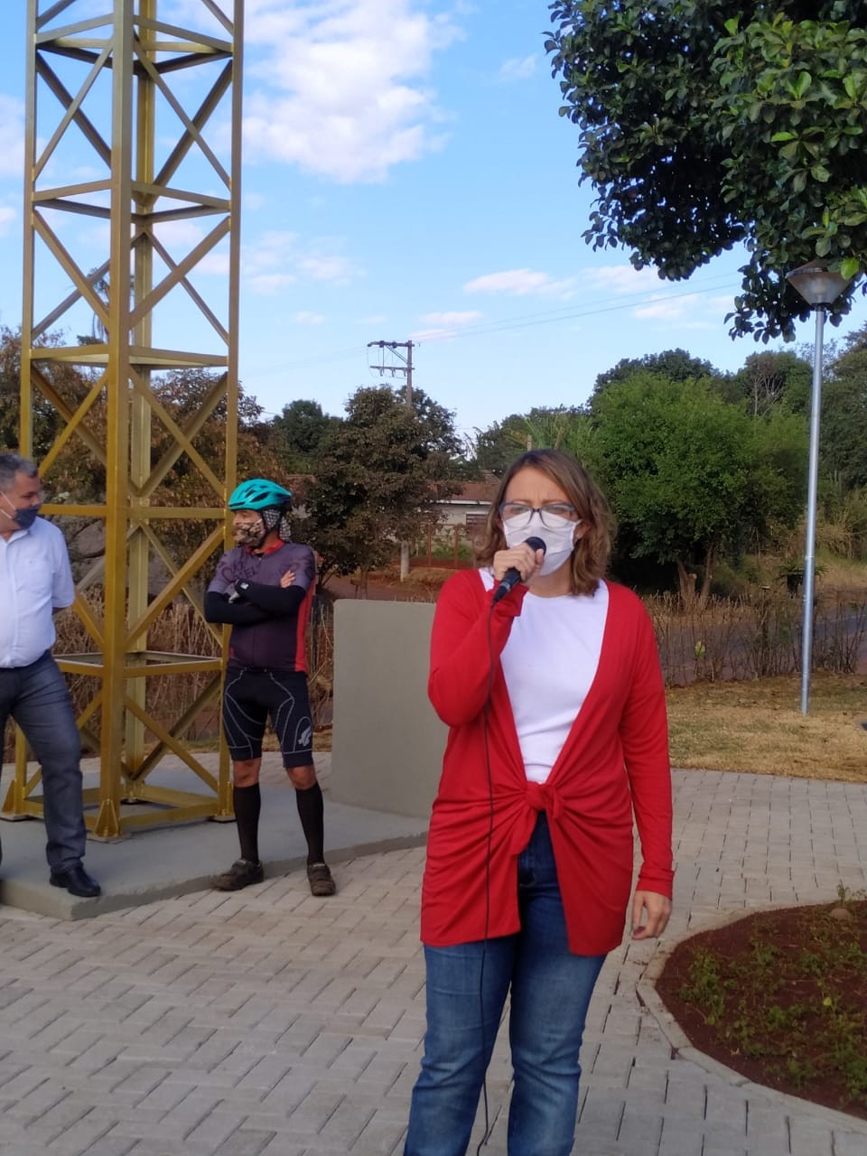 Imagem da notícia: Vereadores participam de inaugurações em Cordeirópolis