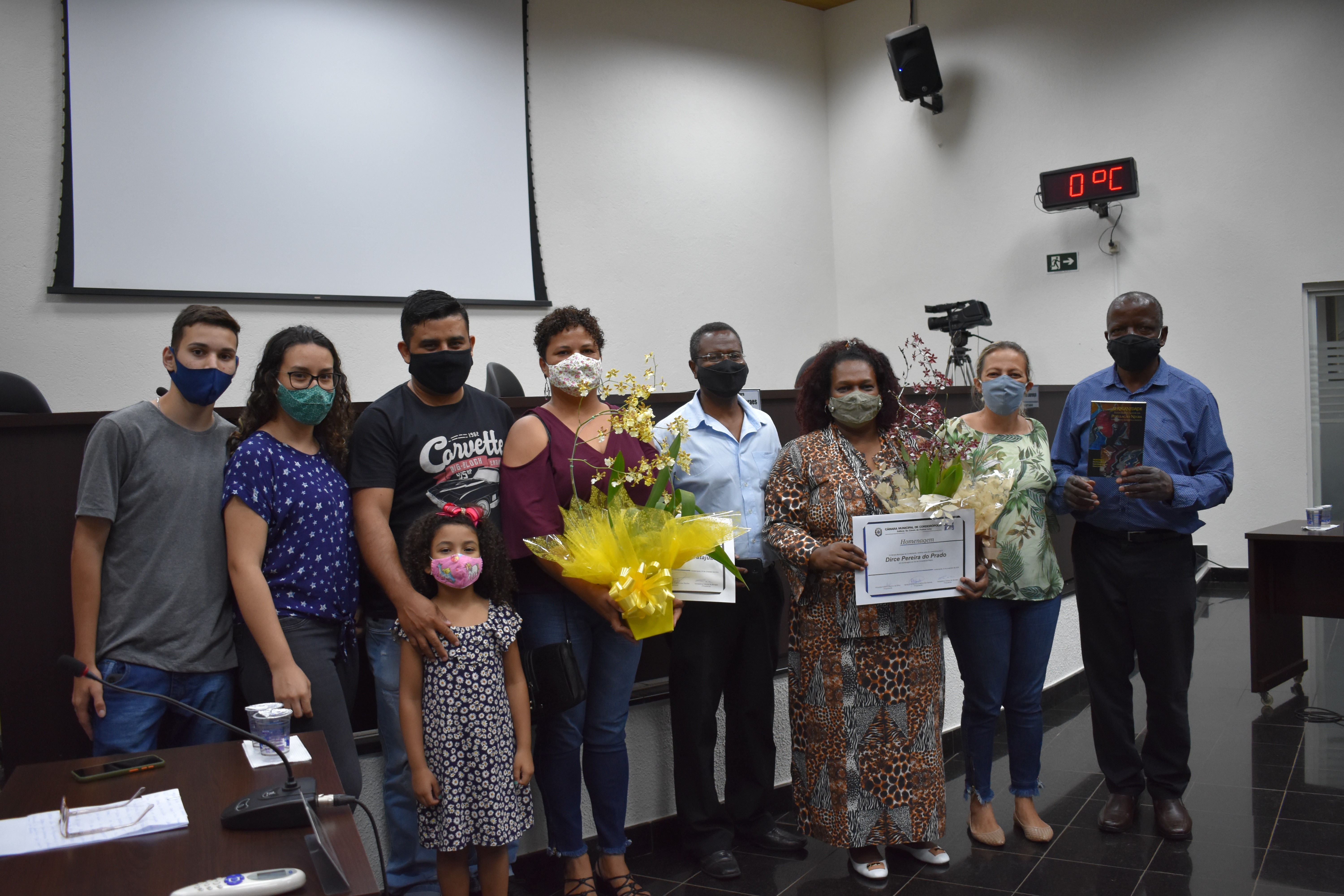 Imagem da notícia: Vereadores comemoram o Dia da Consciência Negra com homenagens na Câmara