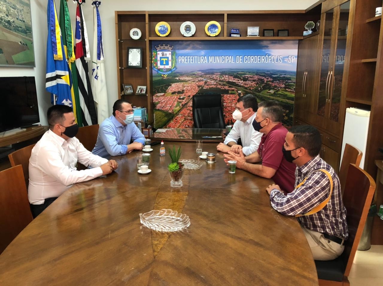 Imagem da notícia: Vereadores Dhavid Godoy e Paulo Cesar acompanham deputado Zimbaldi em visita à Cordeirópolis