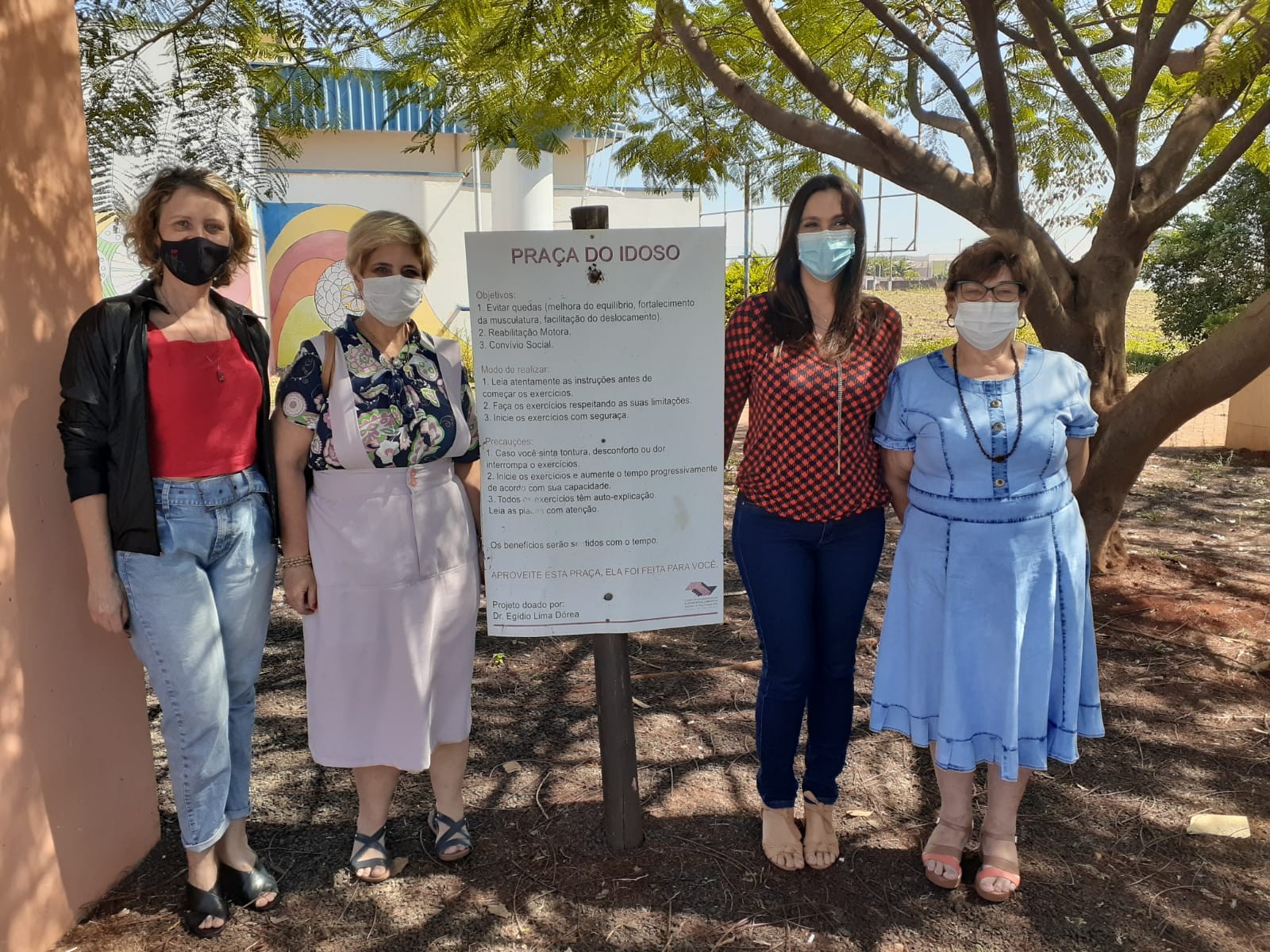 Imagem da notícia: Presidente Neusa recebe visita de mulheres da política estadual