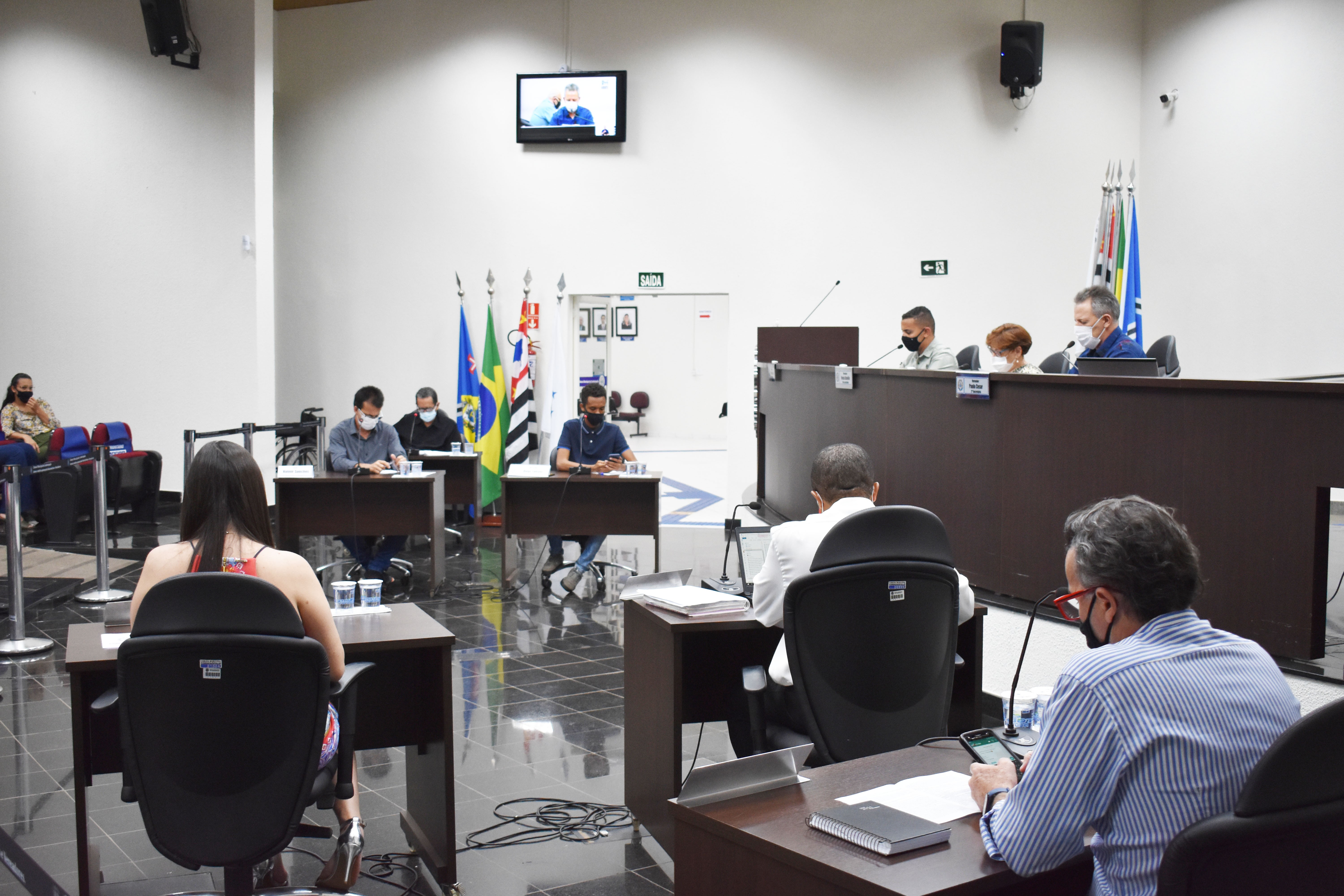 Imagem da notícia: Vereadores fazem Moção de apelo ao Governo Estadual para redução de ICMS sobre os combustíveis