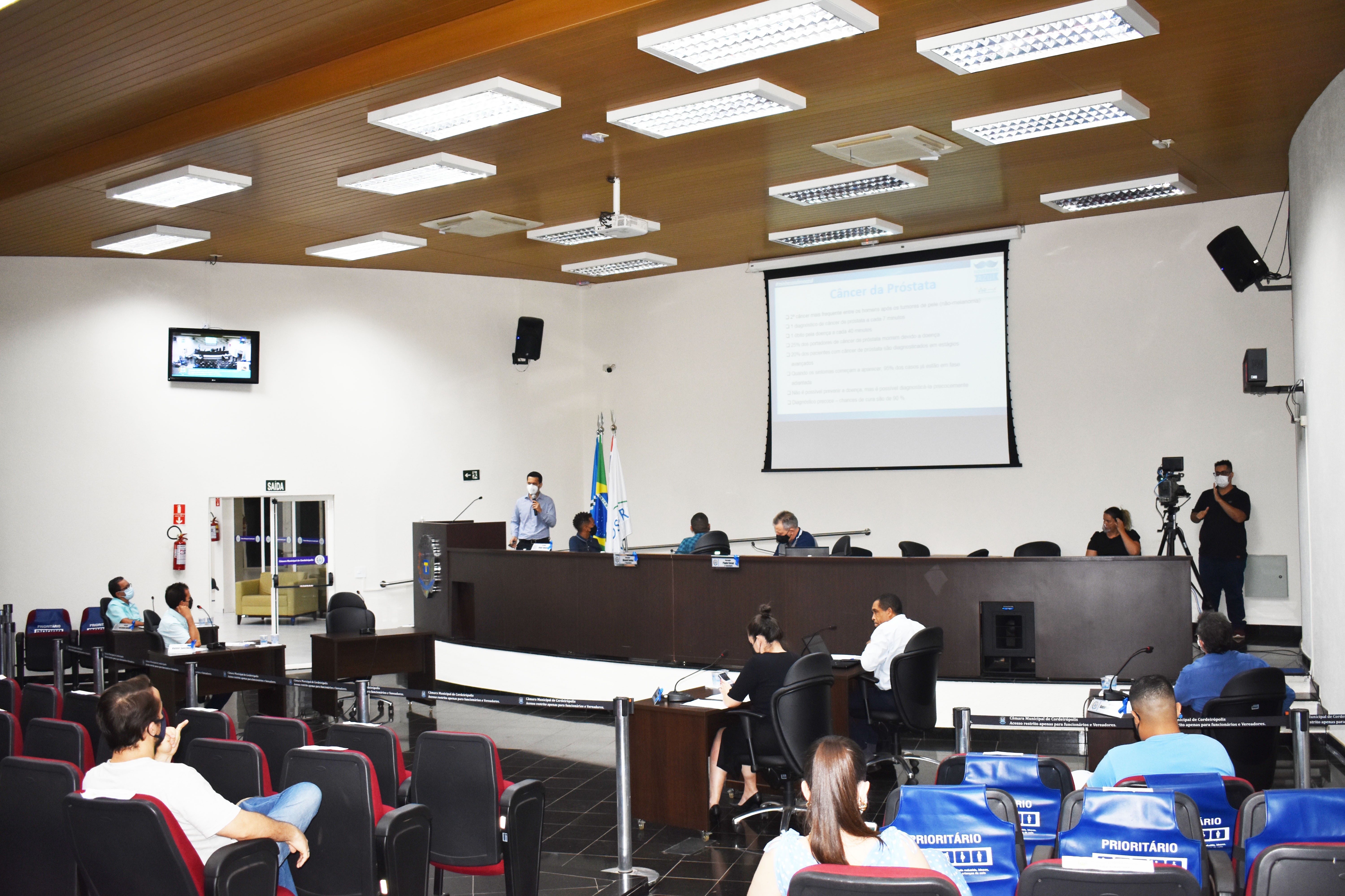 Imagem da notícia: Vereadores aprovam substitutivo de Projeto  de regulamentação de pensão por morte de servidores estatutários