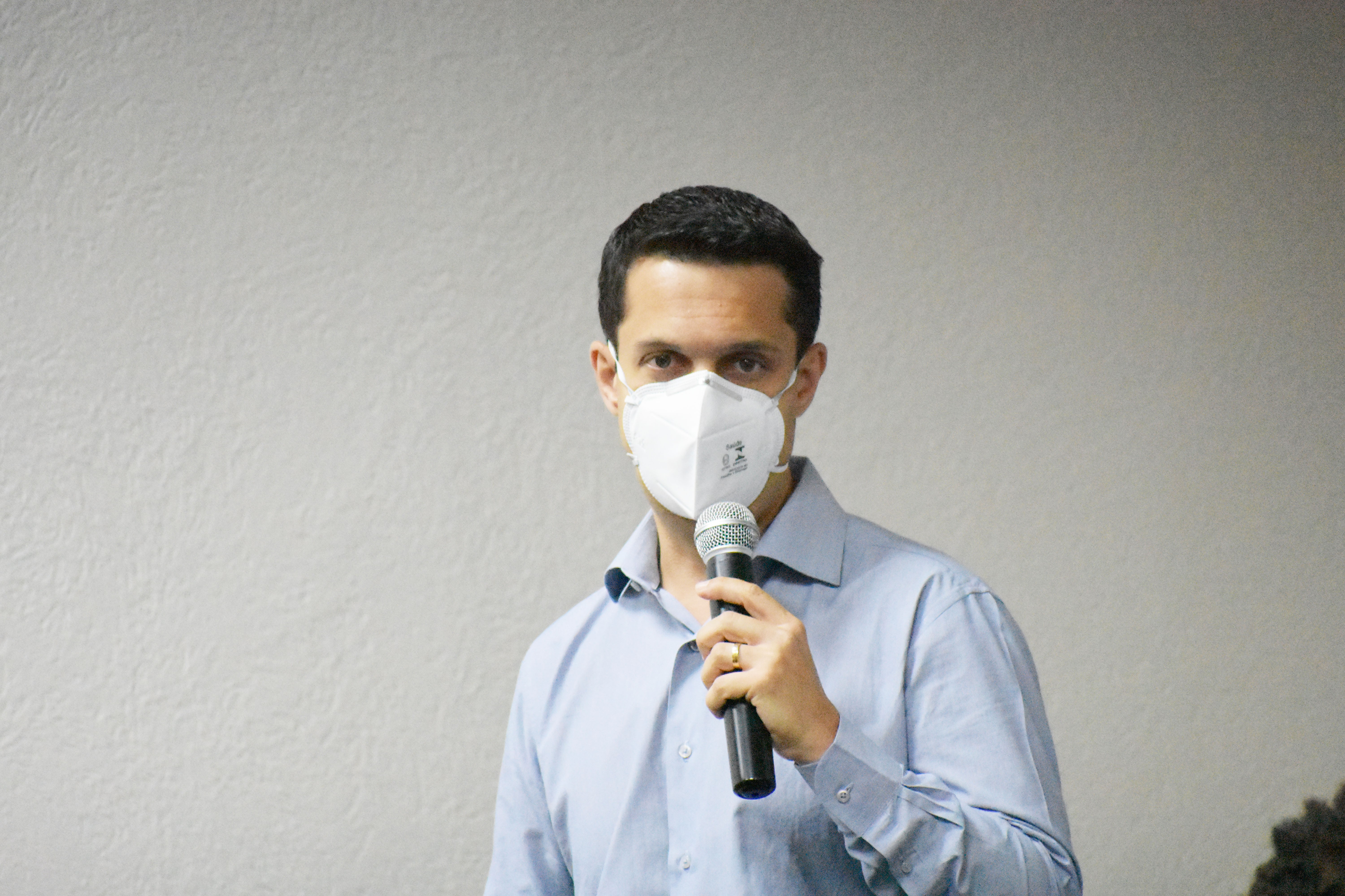 Imagem da notícia: Urologista participa de Tribuna durante a Sessão