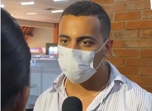 Imagem da notícia: Vereador Dhavid é entrevistado pelo SBT durante evento