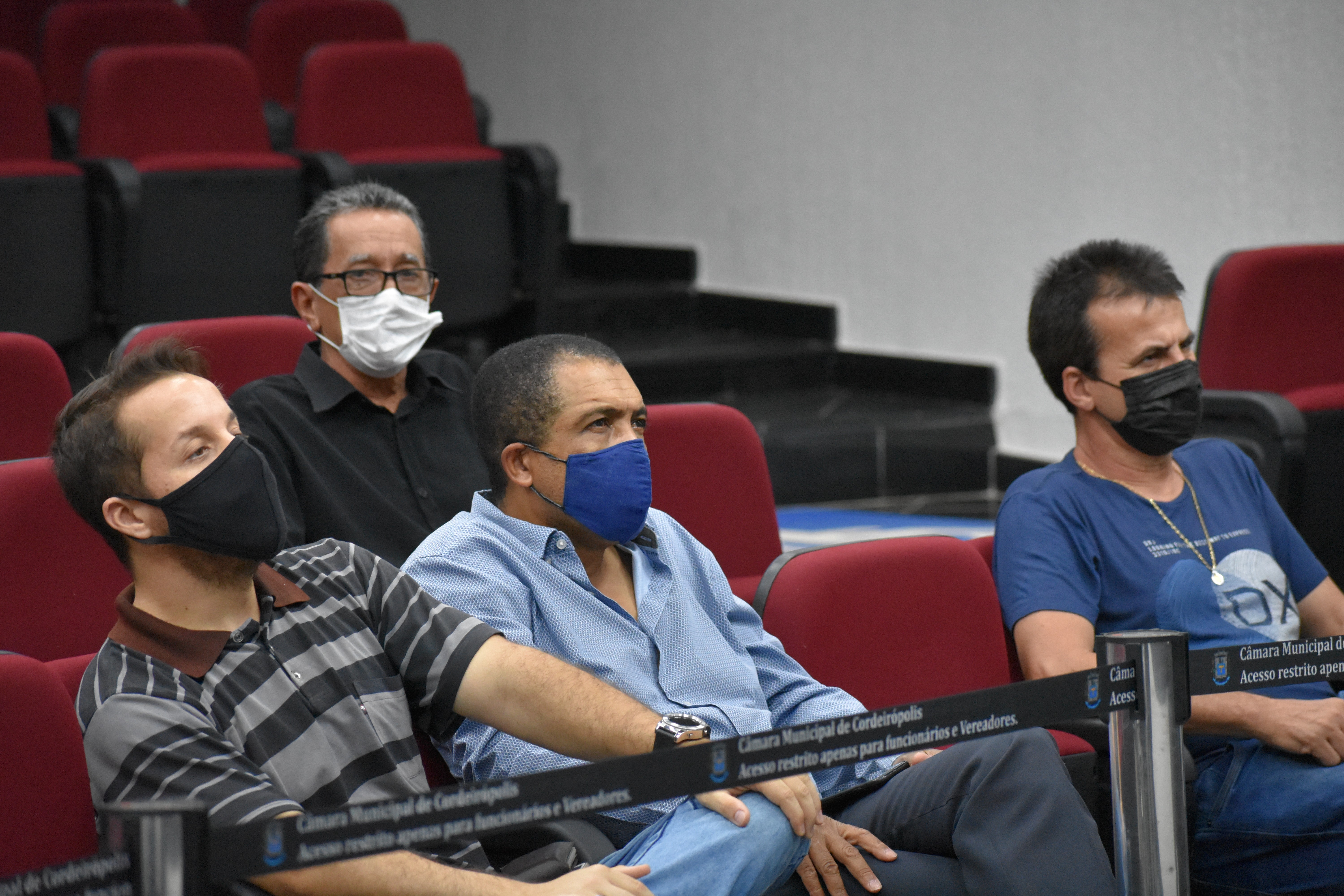 Imagem da notícia: Vereadores participam de audiência pública