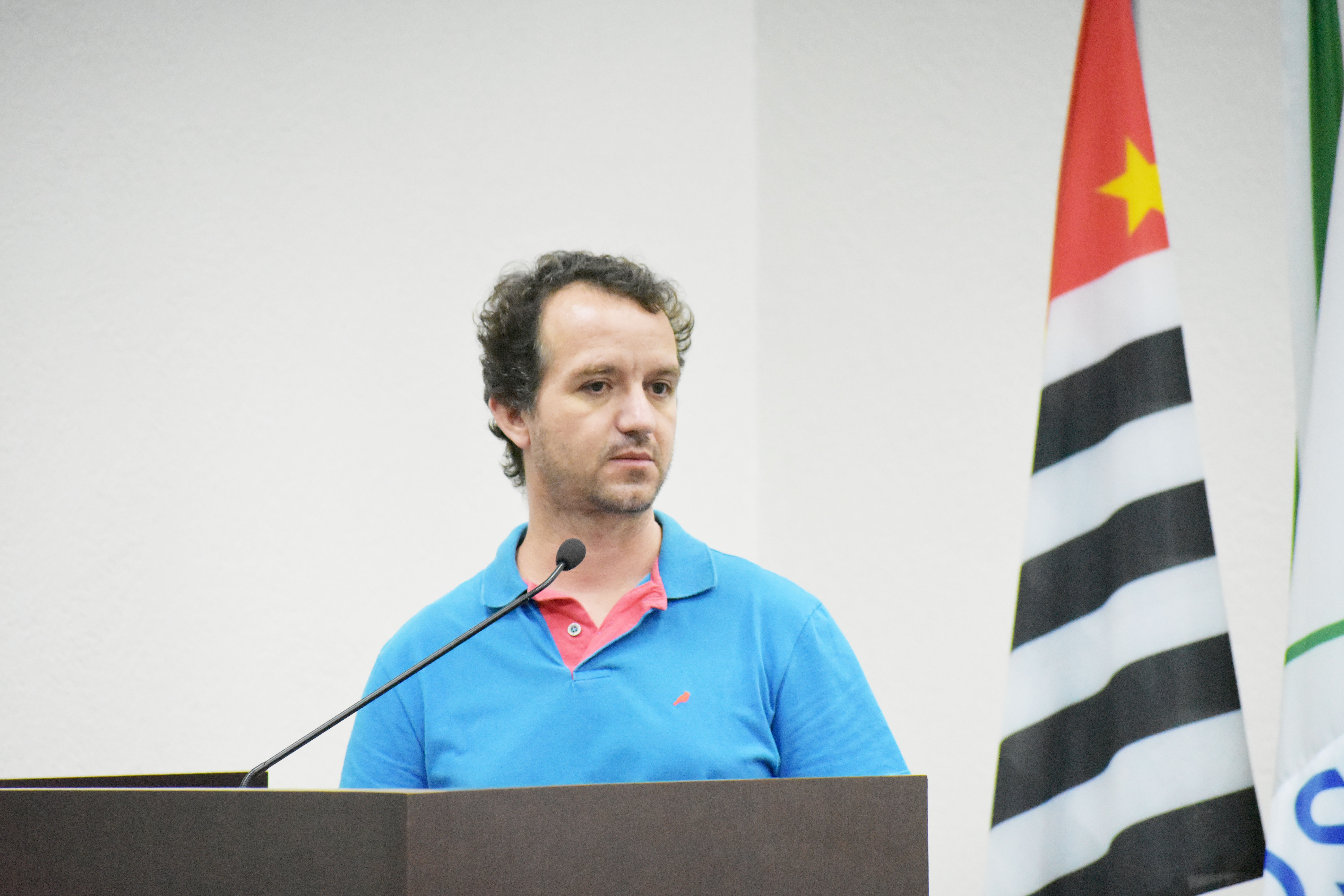 Imagem da notícia: Munícipe faz uso da Tribuna Livre durante Sessão