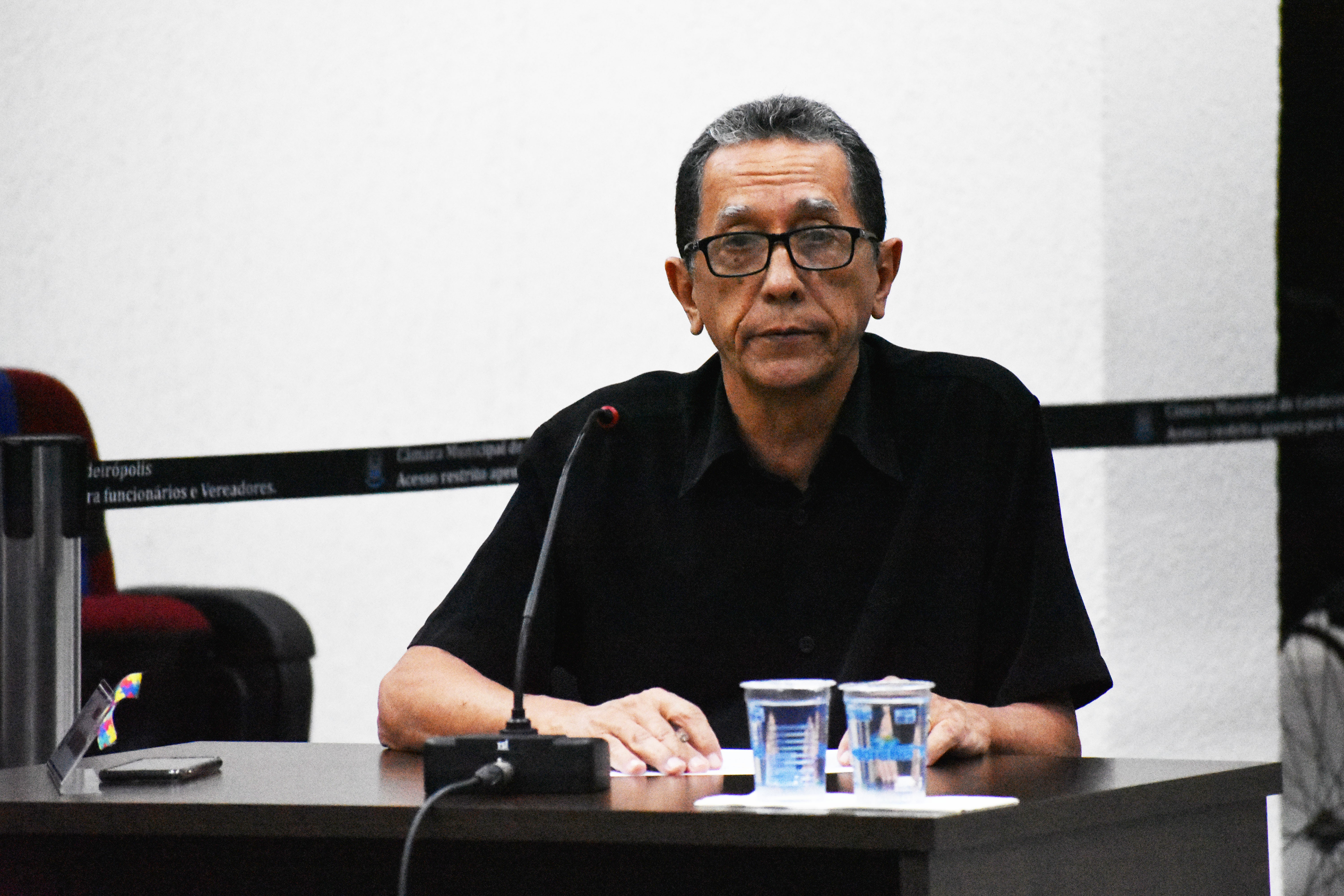 Imagem da notícia: Medalha Arautos da Paz é aprovada durante Sessão