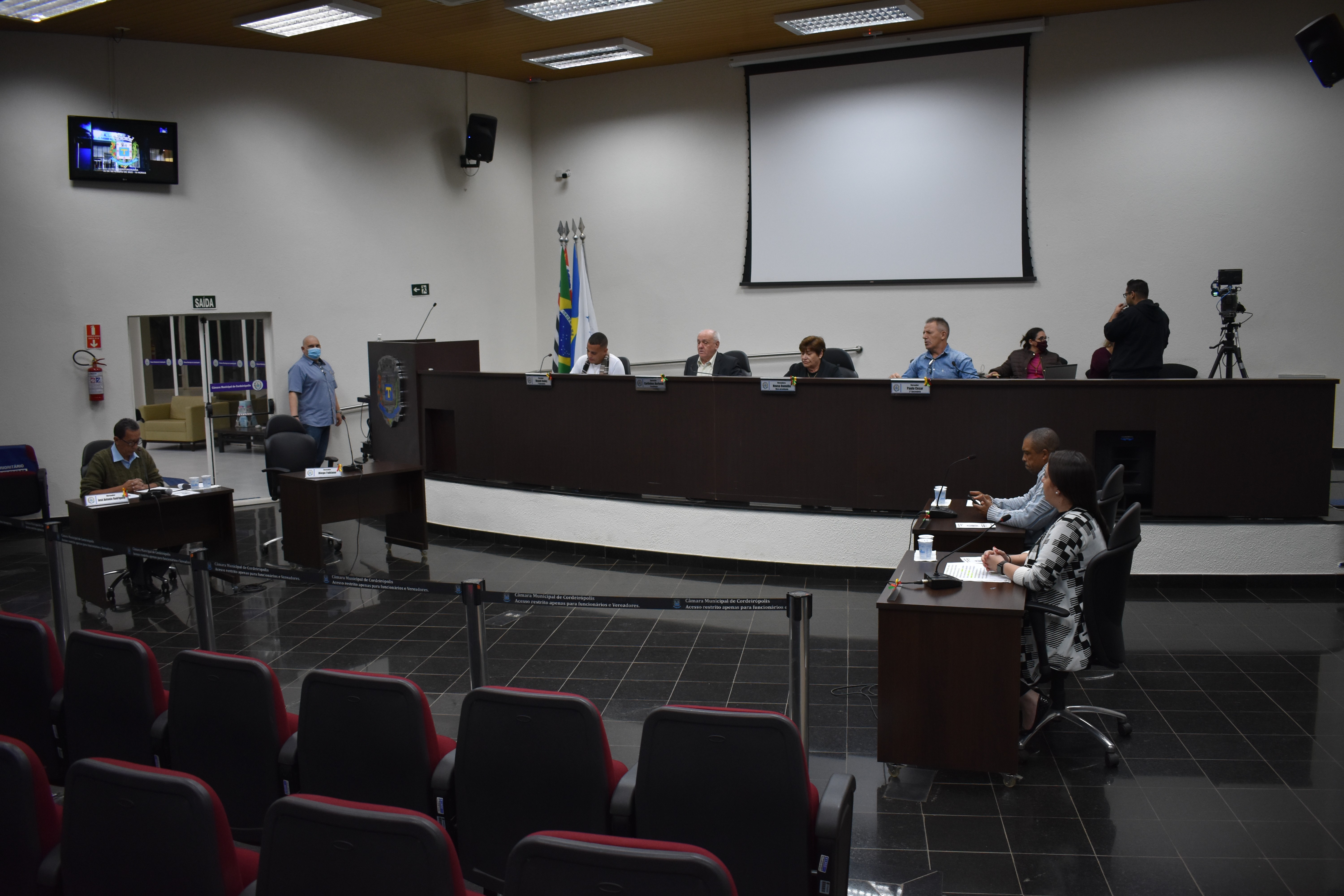 Imagem da notícia: Intensificação de sinalizações e de patrulhamento estão entre as indicações da 27ª Sessão