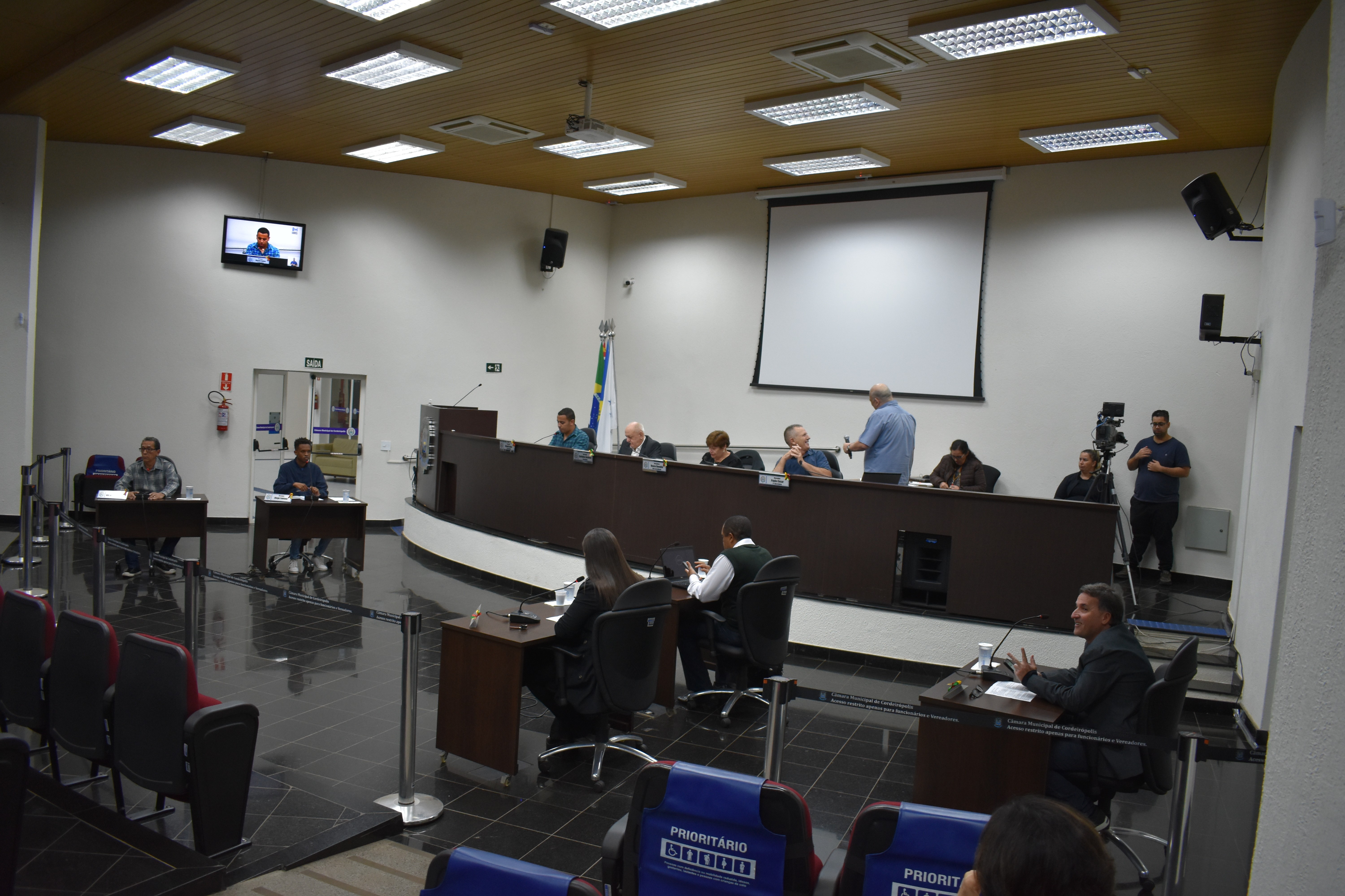 Imagem da notícia: Vereadores fazem solicitações ao Executivo durante a 31ª Sessão