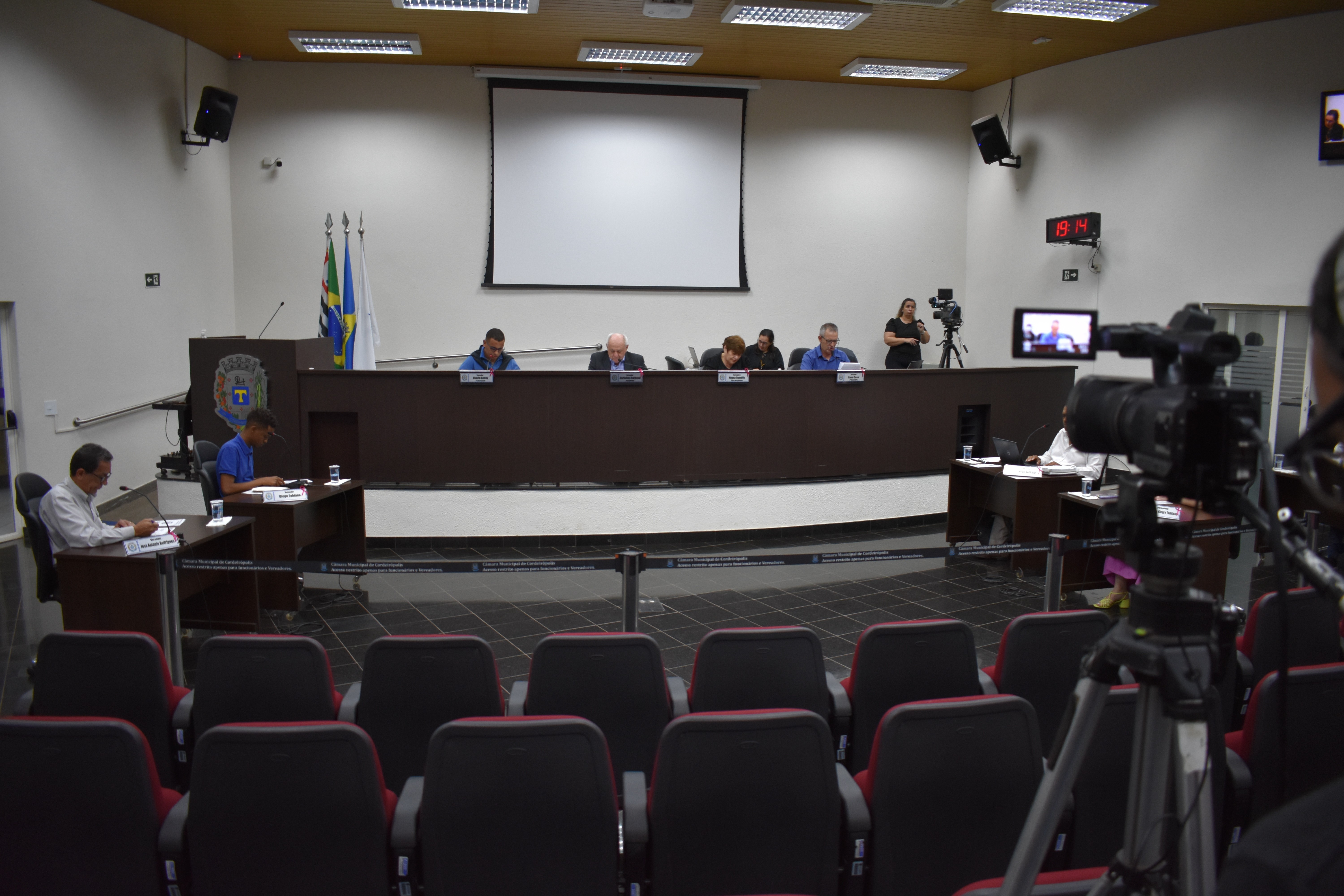 Imagem da notícia: Sinalização estão entre os pedidos dos vereadores durante a 32ª Sessão