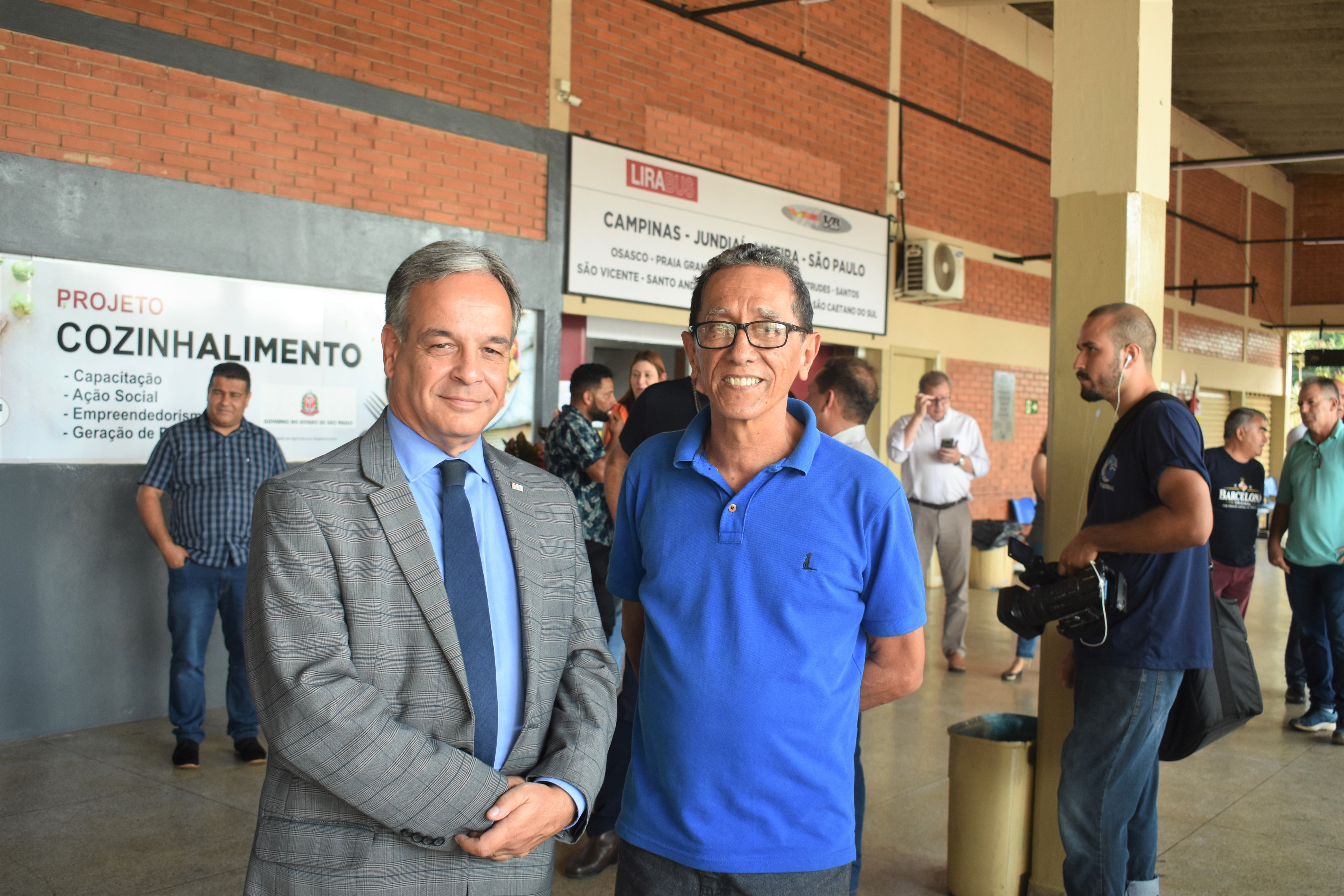 Imagem da notícia: Vereadores marcam presença na inauguração do projeto Cozinhalimento