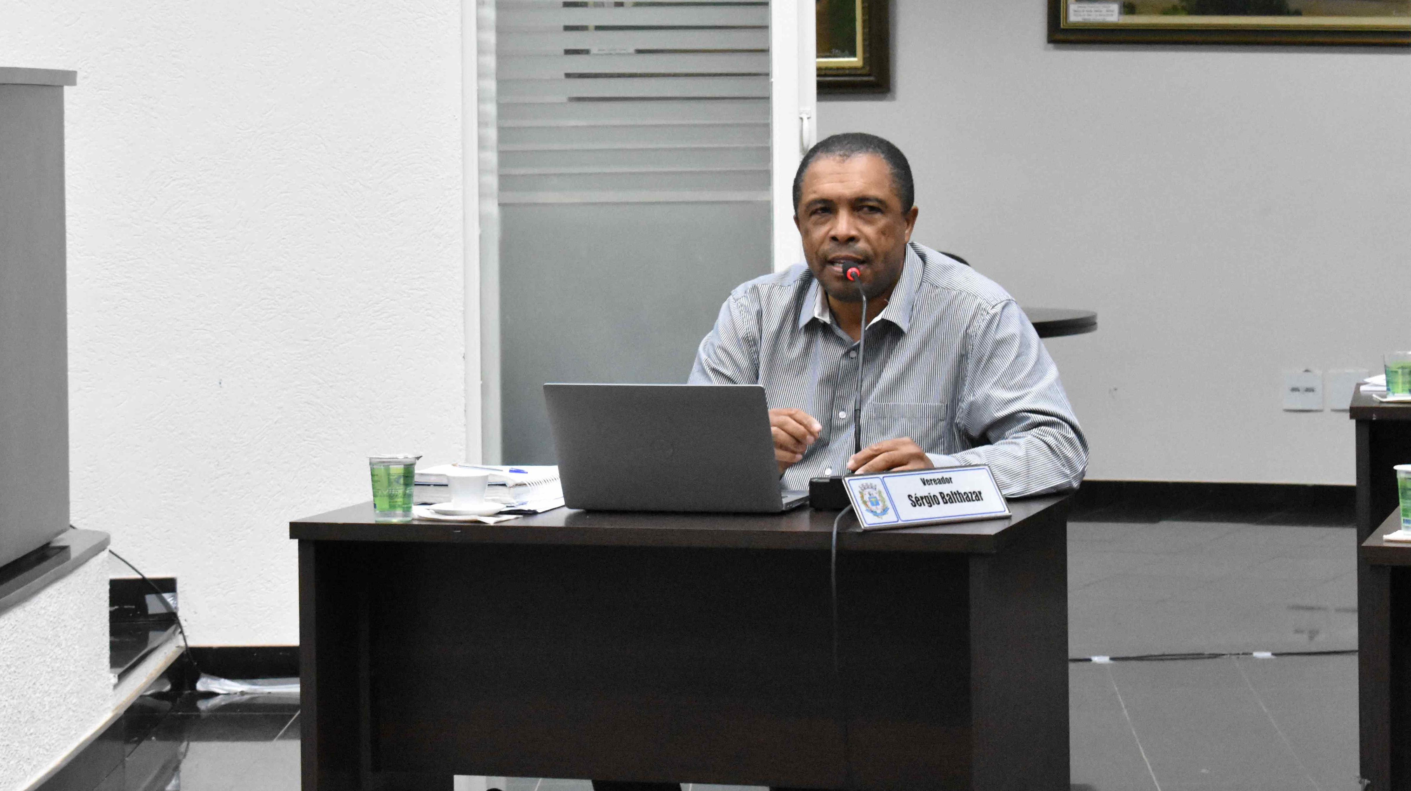 Imagem da notícia: Vereador Sérgio Balthazar requer informações sobre aplicação da Tarifa Residencial Social 