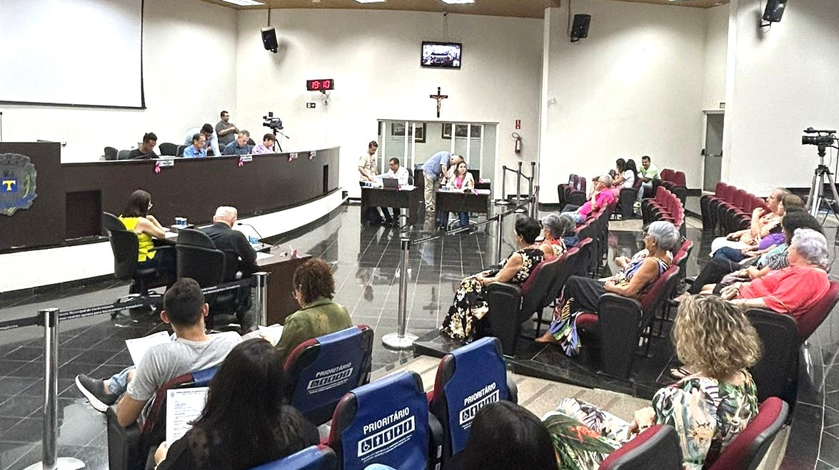 Imagem da notícia: Aprovada alterações no pagamento de diárias e reembolsos à servidores públicos municipais