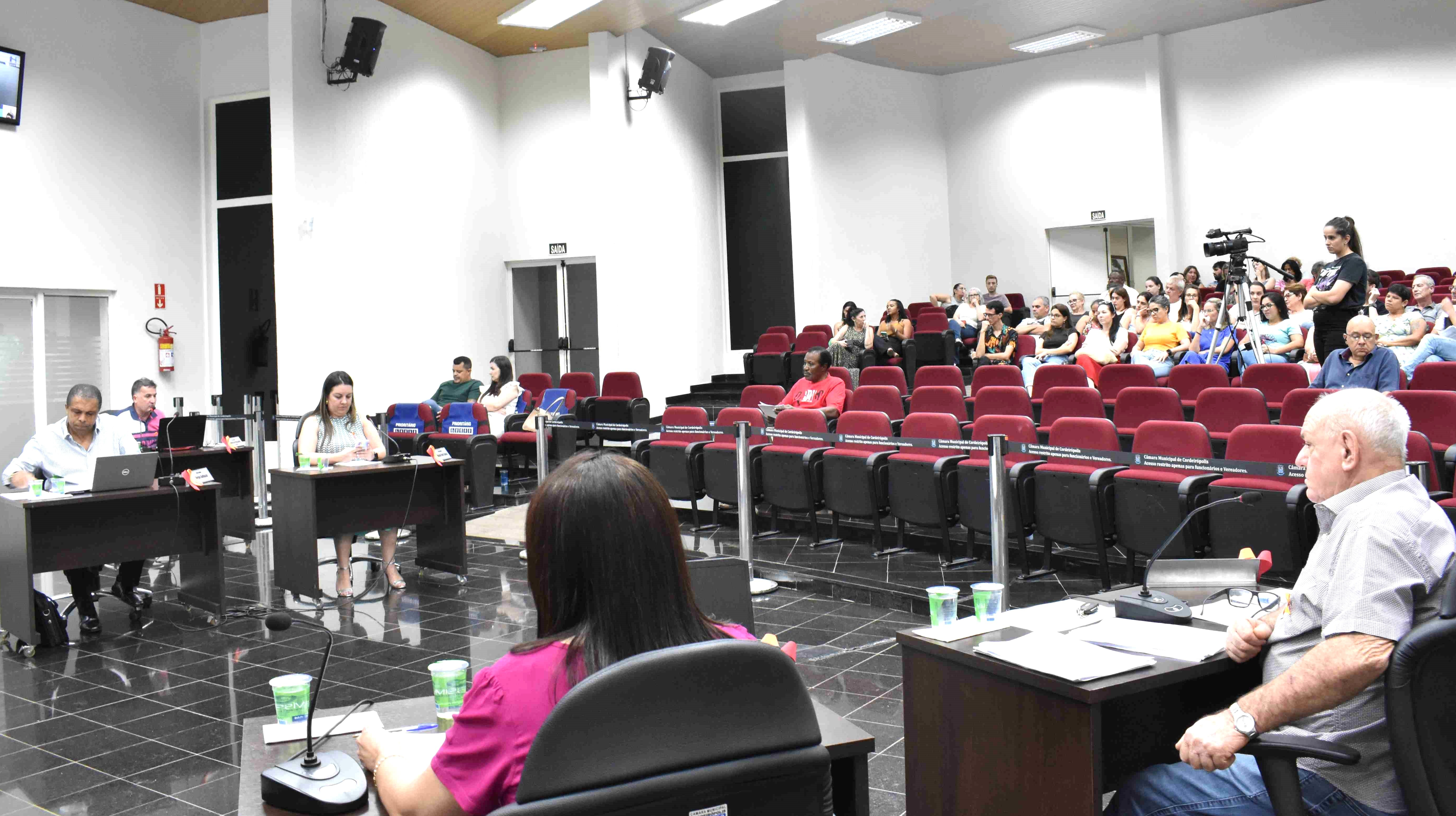 Imagem da notícia: Vereadores aprovam regularização de terras para a Barragem Santa Marina