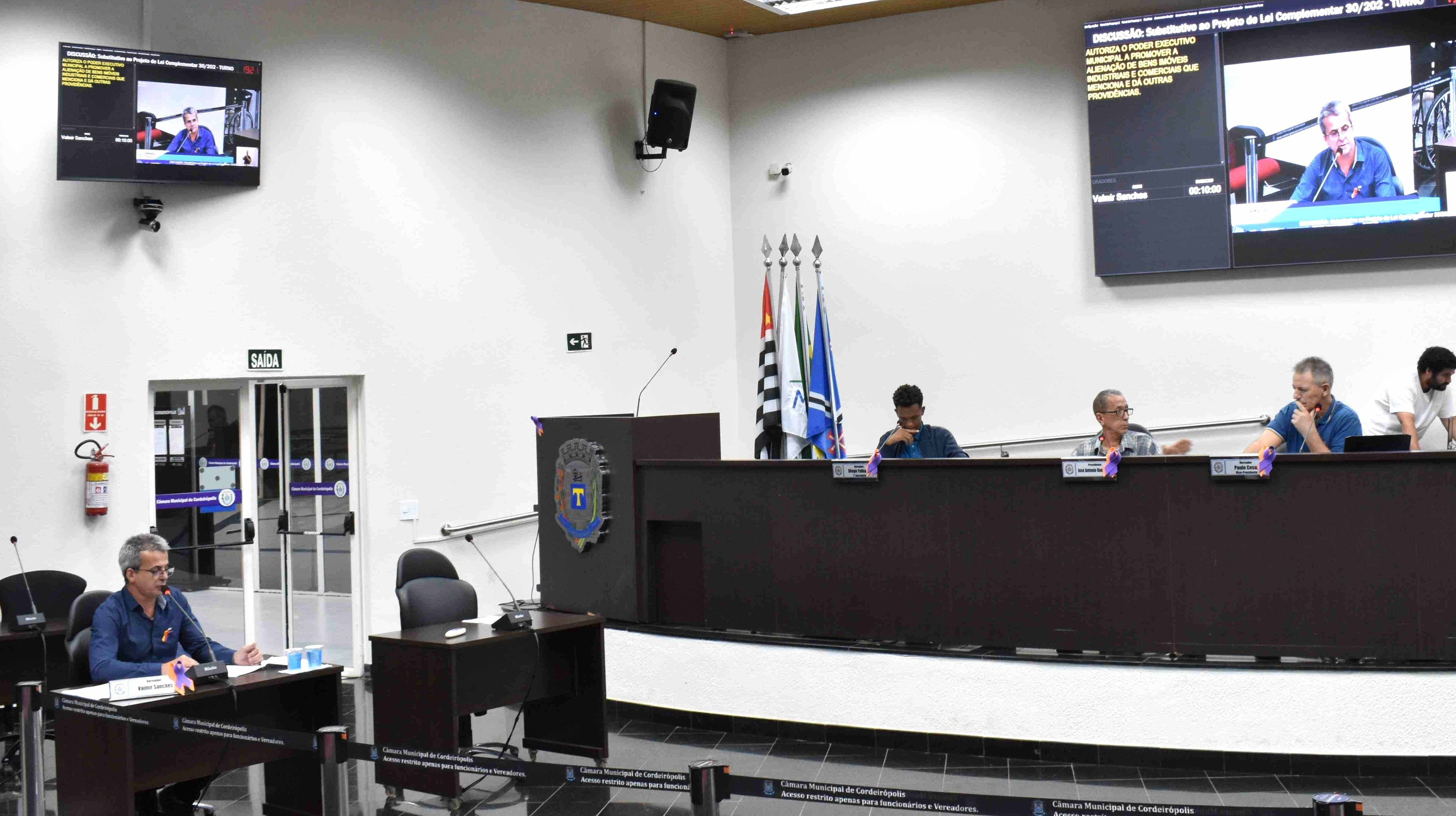 Imagem da notícia: Executivo adequa o PLC de Alienações de Bens Imóveis de acordo com a Nova Lei de Licitações