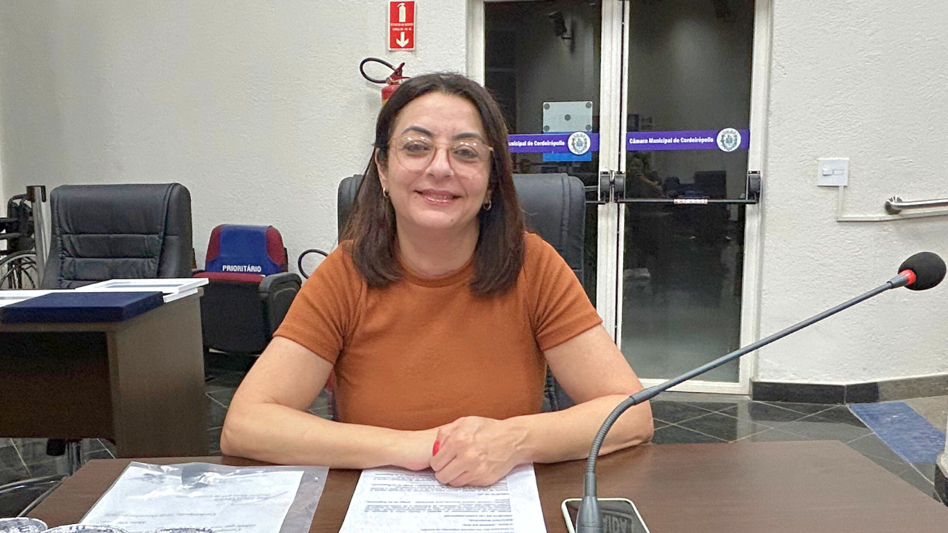 Imagem da notícia: Câmara Municipal de Cordeirópolis Homenageia Júlia Gambarotto com Denominação de Rua