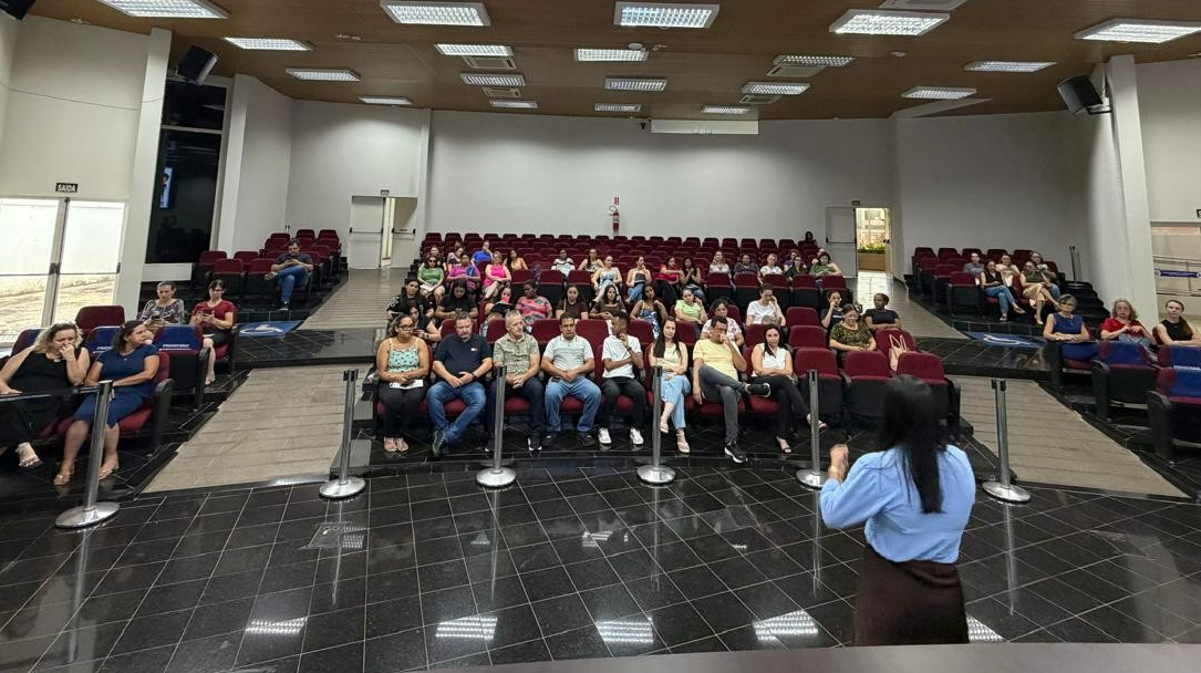 Imagem principal da notícia Escola do Legislativo realiza “Café que Abraça” com foco no autismo