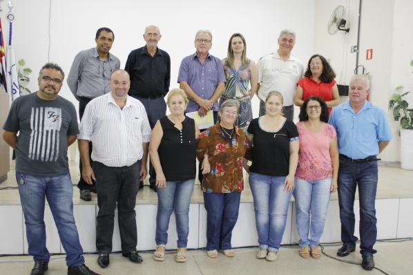 Imagem da notícia: Homenagens e projetos são aprovados