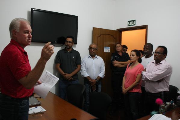 Imagem da notícia: Vereadores eleitos visitam a Câmara