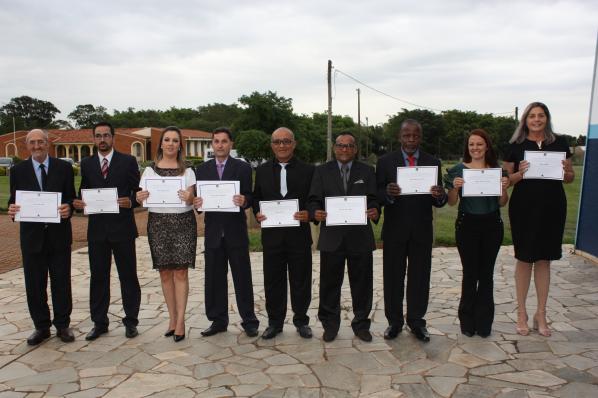 Imagem da notícia: Eleitos são diplomados pela Justiça 