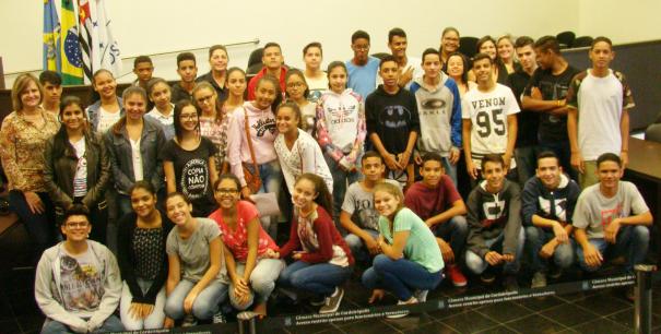 Imagem da notícia: Câmara Participativa - 120 patrulheiros conhecem o Legislativo 