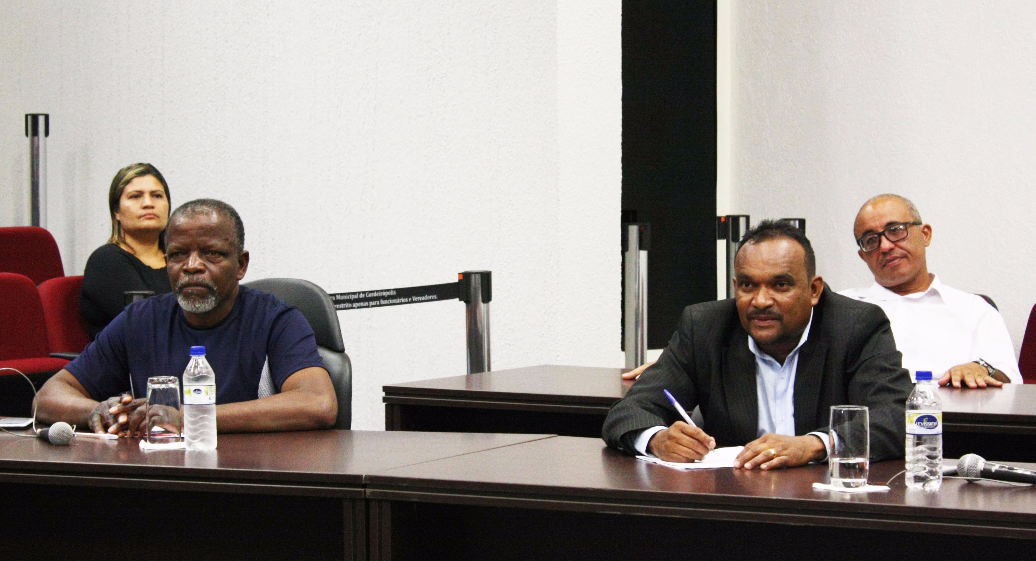 Imagem da notícia: Vereador apresenta indicação de melhorias durante a 35ª Sessão