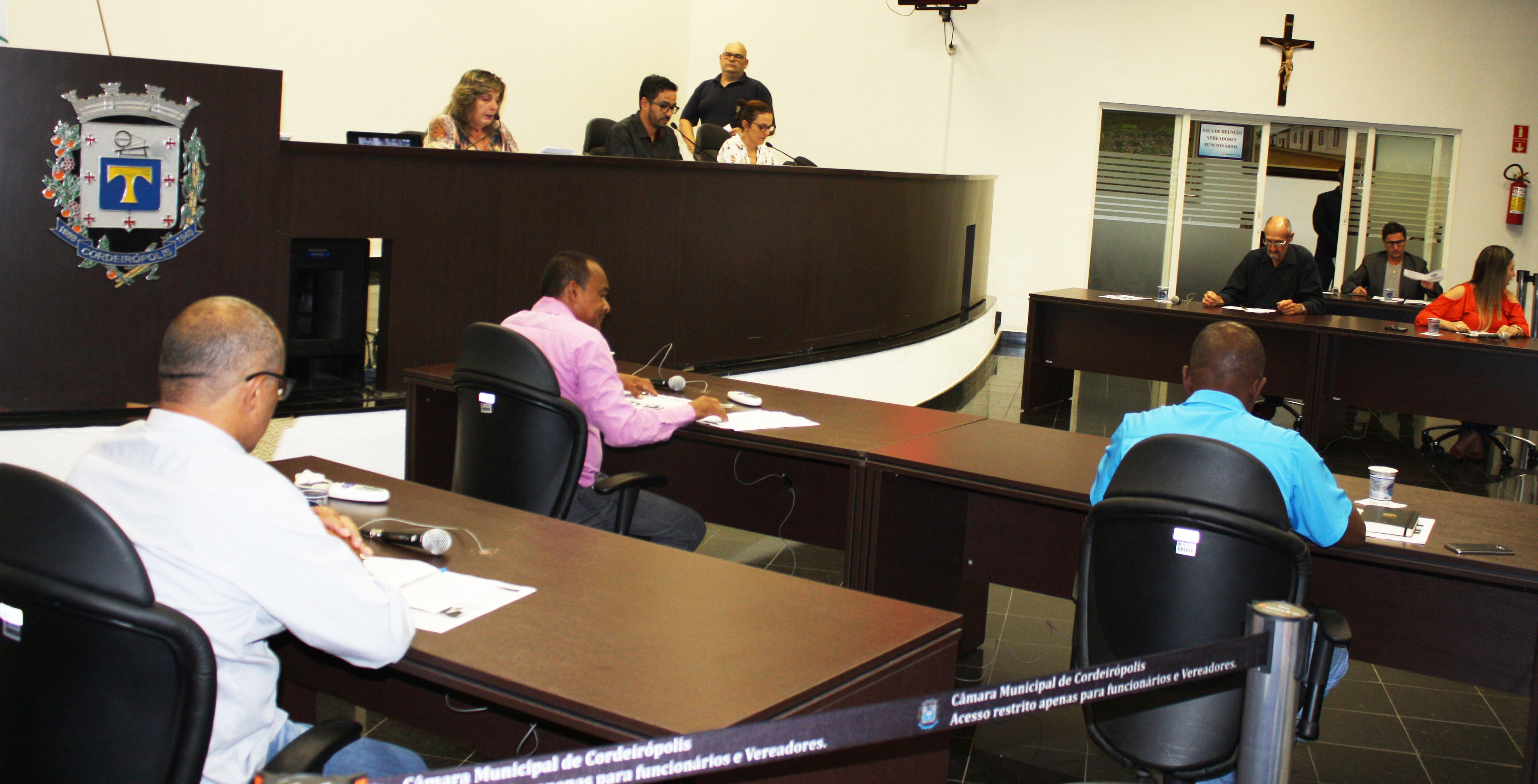 Imagem da notícia: Indicações e requerimentos são pautas da segunda Sessão