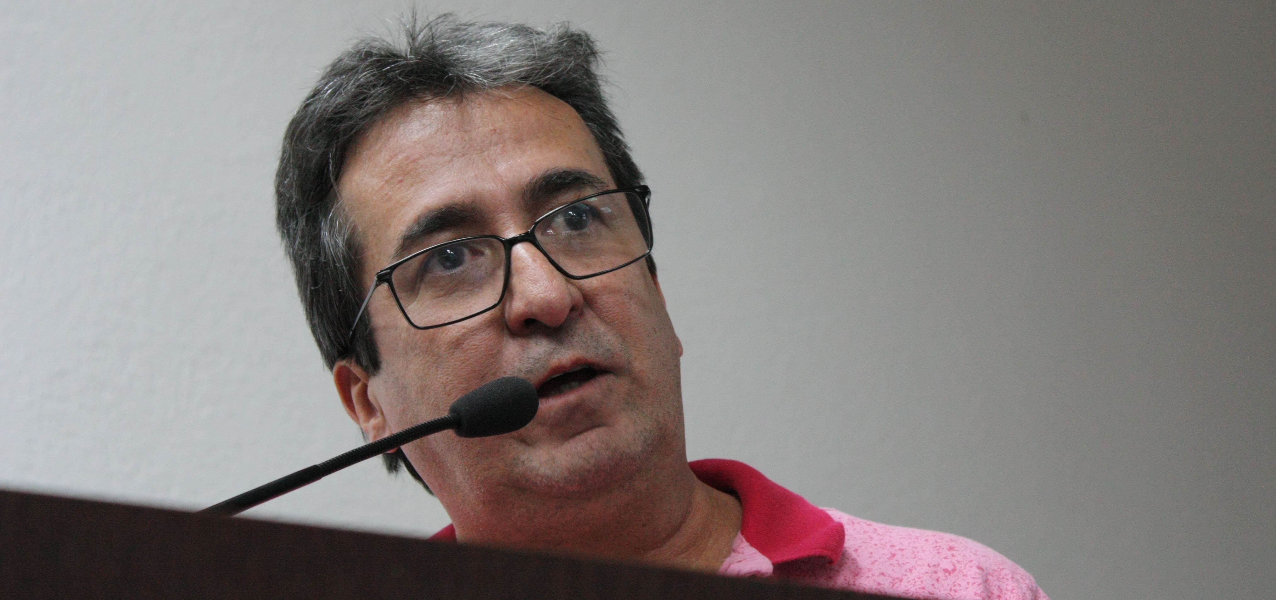 Imagem da notícia: Secretário de Finanças e Orçamento explica sobre os valores venais dos imóveis durante sessão